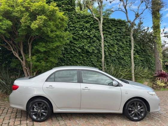 TOYOTA COROLLA 1.8 XLI 16V FLEX 4P AUTOMÁTICO